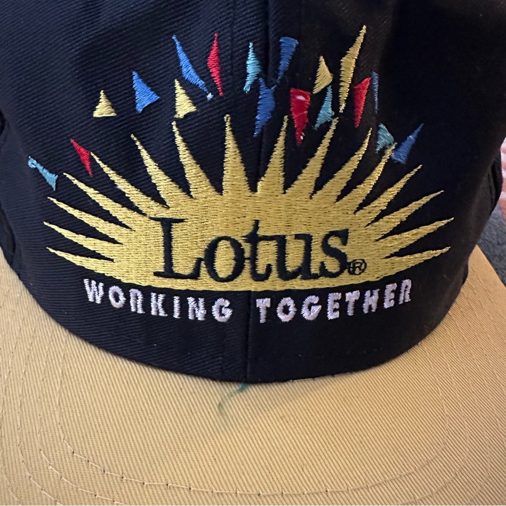 Vintage 90's Lotus Software Hat - Picture 2 of 4